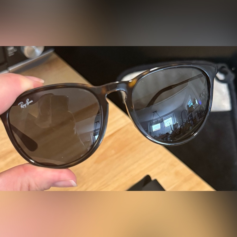 Ray-Ban ERIKA Classic 54 Sunglasses RB 4171